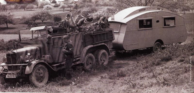 Henschel Hs33 truck with civilian camper